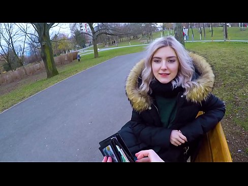 ❤️ Sluk 'n vreemdeling se warm kom vir geld - blowjob in the park deur Eva Elfie ❤️ Fokvideo by ons ❌️❤